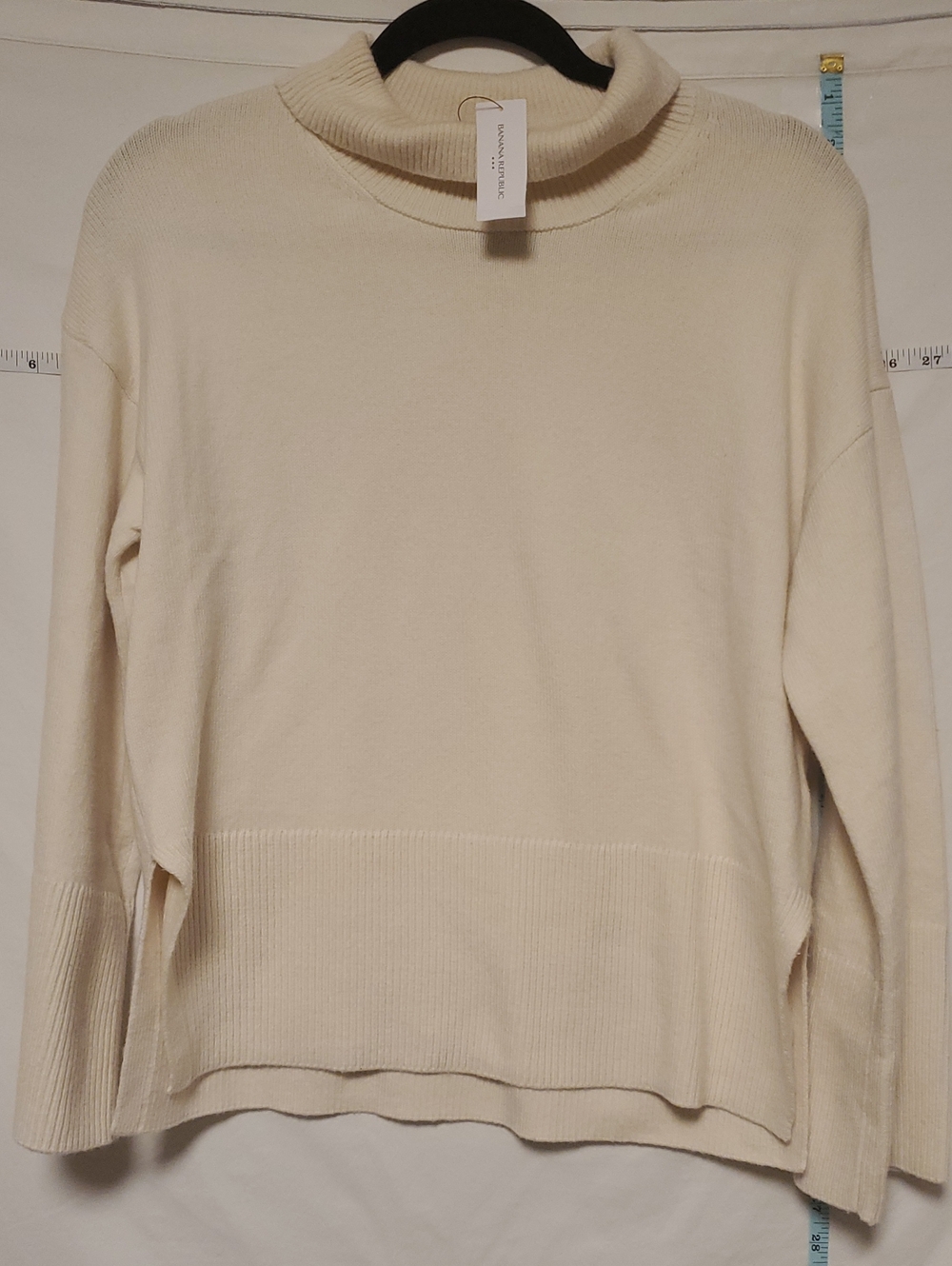 Banana Republic NEW Outlet  Cream Turtleneck Sweater Office Quiet Luxury Layer